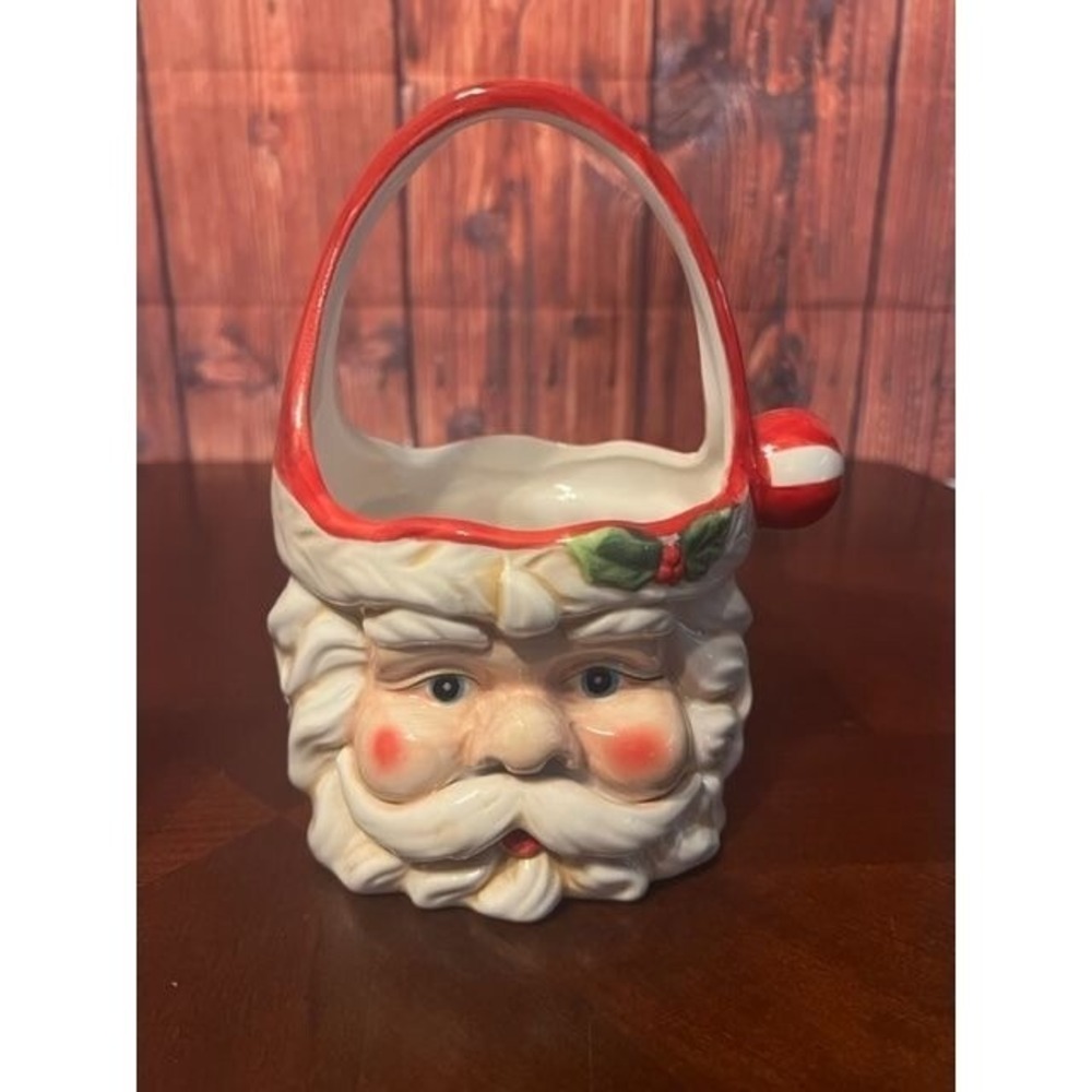 Boston international Vintage style Ceramic Santa Claus Face Basket candy dish